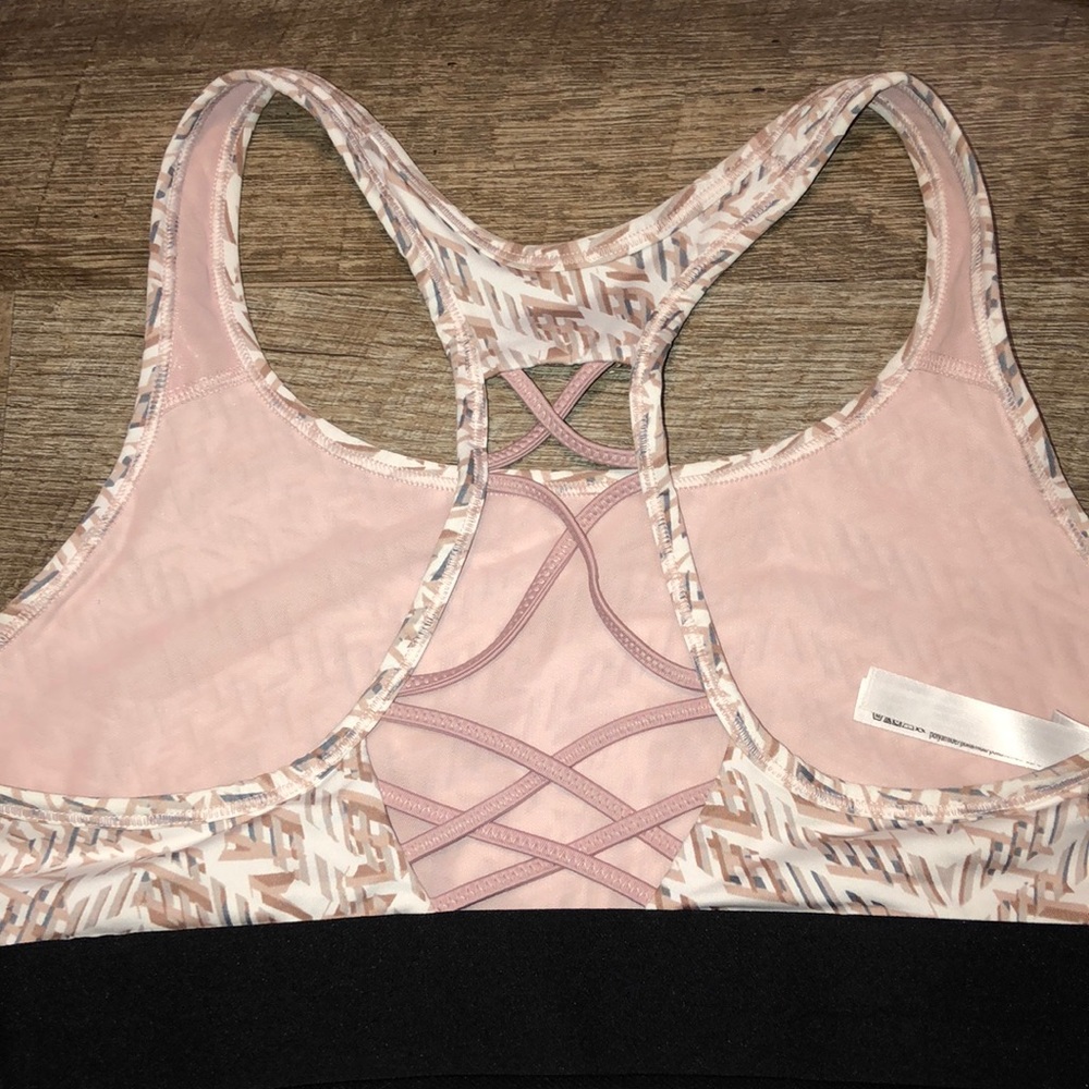 Sports bra - Picture 2 of 3